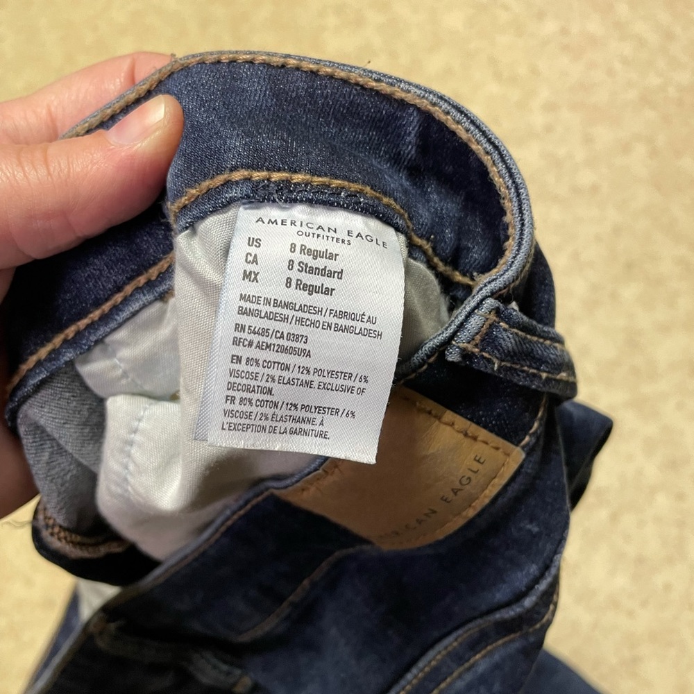 Brand new never worn American Eagle jeans